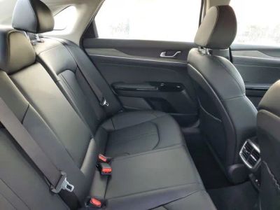 2025 Kia K5 — photo 29 view