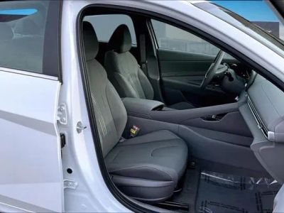 2026 Hyundai Elantra - Photo 8