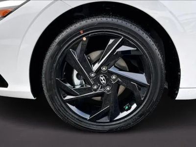 2026 Hyundai Elantra - Photo 25