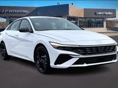 2026 Hyundai Elantra - Photo 2