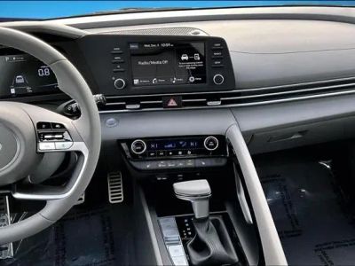 2026 Hyundai Elantra - Photo 7