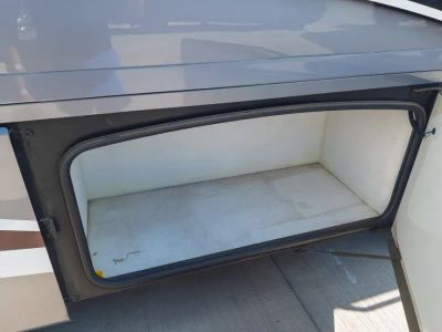 2022 Thor Motor Coach TUSCANY — photo 23 view