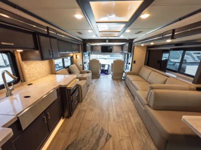 2022 Thor Motor Coach TUSCANY — interior view