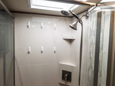 2022 Thor Motor Coach TUSCANY — photo 20 view