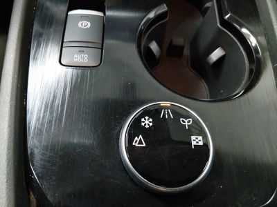 2023 Nissan Rogue — photo 18 view