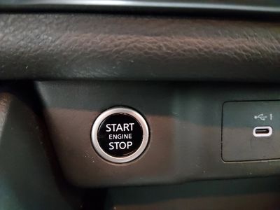 2023 Nissan Rogue — photo 17 view