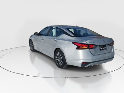 2023 Nissan Altima — detail view