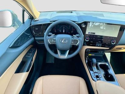 2026 Lexus NX — photo 17 view
