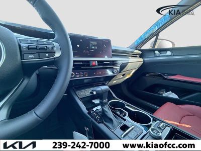 2026 Kia K5 — photo 24 view
