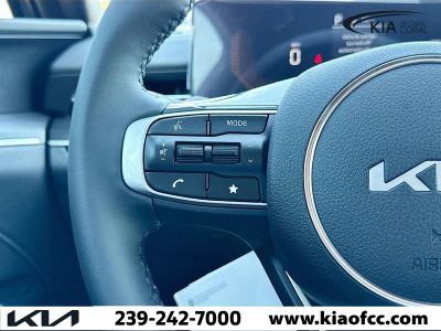 2026 Kia K5 — photo 34 view