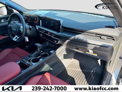 2026 Kia K5 — photo 12 view
