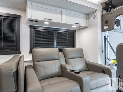 2026 Jayco Precept - Photo 10