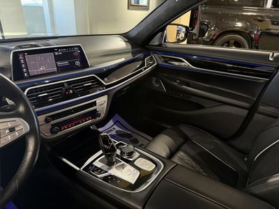 2020 BMW 7 Series - Photo 16
