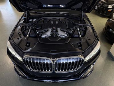 2020 BMW 7 Series - Photo 30