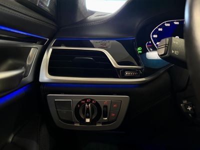 2020 BMW 7 Series - Photo 28