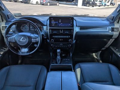 2022 Lexus GX - Photo 13