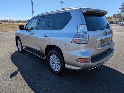 2022 Lexus GX - Photo 5