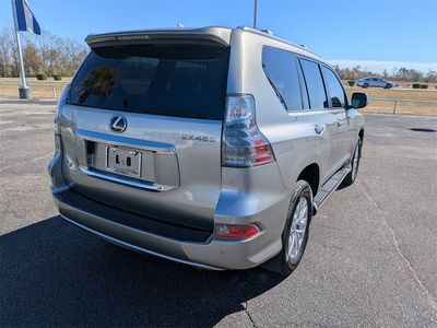 2022 Lexus GX - Photo 3