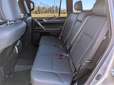 2022 Lexus GX - Photo 12