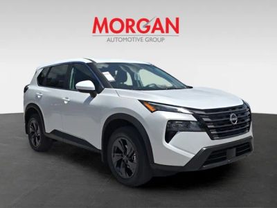 2026 Nissan Rogue — side profile view