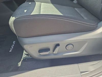 2026 Nissan Rogue — photo 21 view