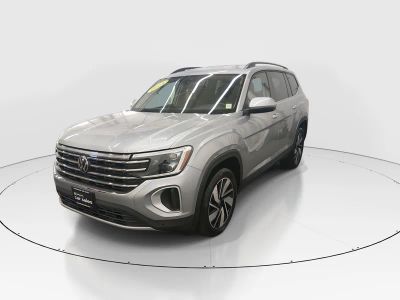 2025 Volkswagen Atlas - Photo 3