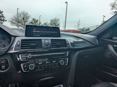 2018 BMW M3 - Photo 15