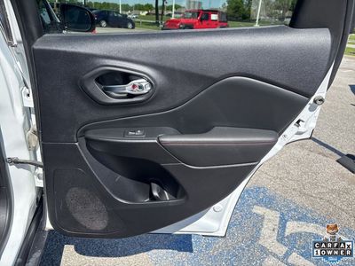 2022 Jeep Cherokee - Photo 40