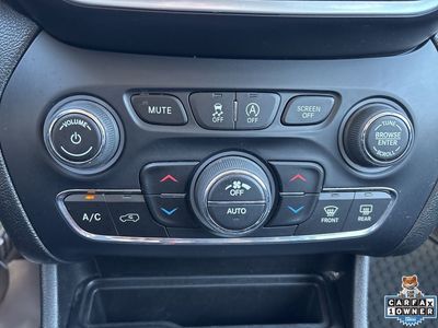 2022 Jeep Cherokee - Photo 64