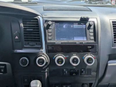 2020 Toyota Sequoia — photo 16 view