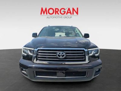 2020 Toyota Sequoia — photo 7 view