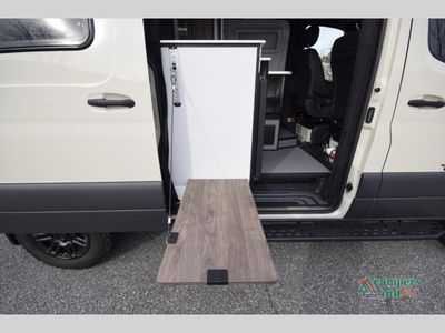 2025 Tiffin Motorhomes GH1 - Photo 7
