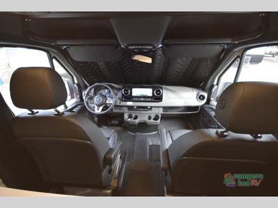 2025 Tiffin Motorhomes GH1 - Photo 10
