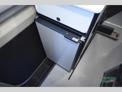 2025 Tiffin Motorhomes GH1 - Photo 37