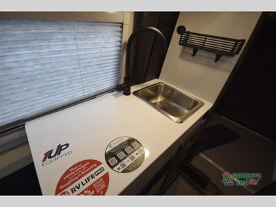 2025 Tiffin Motorhomes GH1 - Photo 31