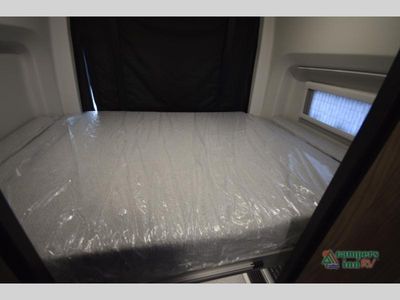2025 Tiffin Motorhomes GH1 - Photo 23