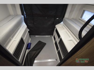2025 Tiffin Motorhomes GH1 - Photo 24