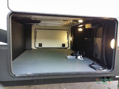 2026 Venture RV SportTrek Touring Edition - Photo 8