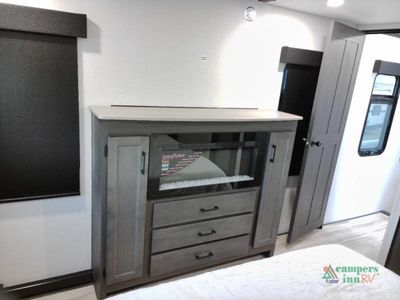 2026 Venture RV SportTrek Touring Edition - Photo 40
