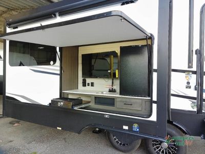 2026 Venture RV SportTrek Touring Edition - Photo 20