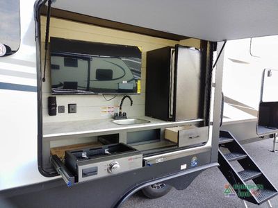 2026 Venture RV SportTrek Touring Edition - Photo 19