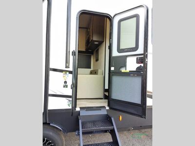 2026 Venture RV SportTrek Touring Edition - Photo 23