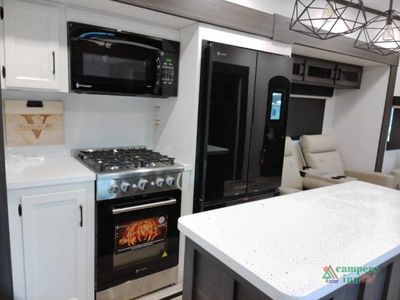 2026 Venture RV SportTrek Touring Edition - Photo 26