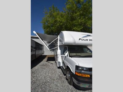 2024 Thor Motor Coach Four Winds — photo 8 view