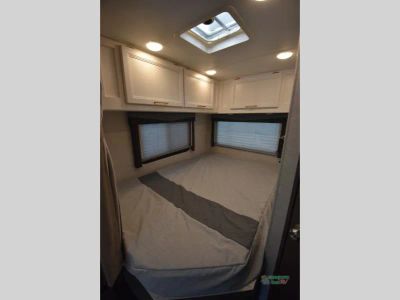2024 Thor Motor Coach Four Winds — photo 42 view