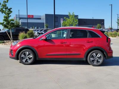 2021 Kia Niro — side profile view