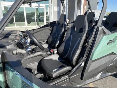 2025 Can-Am Commander MAX DPS 1000R - Photo 10