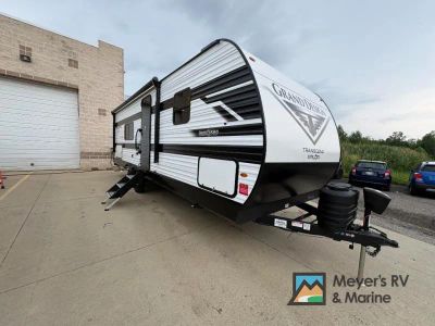 2027 Grand Design Transcend Xplor 26BHX — front three-quarter view