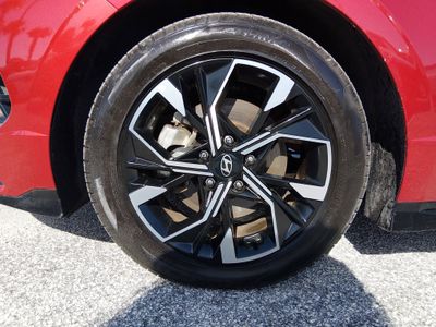 2025 Hyundai Sonata - Photo 10