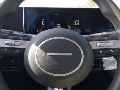 2025 Hyundai Sonata - Photo 12